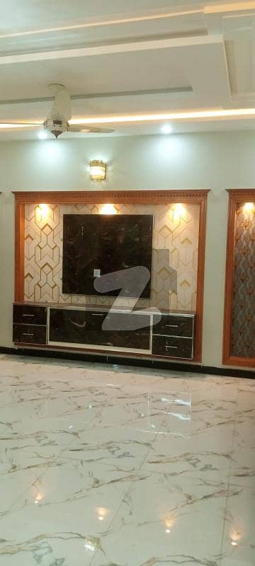جی ۔ 13 اسلام آباد میں 5 کمروں کا 10 مرلہ مکان 7.75 کروڑ میں برائے فروخت۔ جی ۔ 13 اسلام آباد میں 5 کمروں کا 10 مرلہ مکان 7.75 کروڑ میں برائے فروخت۔