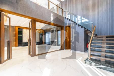 ڈی ایچ اے فیز 7 - بلاک وی فیز 7,ڈیفنس (ڈی ایچ اے),لاہور میں 5 کمروں کا 1 کنال مکان 6.7 کروڑ میں برائے فروخت۔