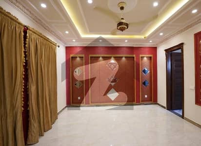 Upper Portion for Rent Super Hot Location