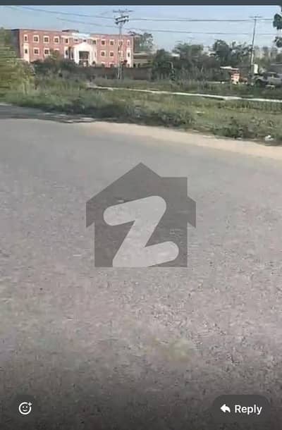 کینٹ پسرور میں 5 کنال کمرشل پلاٹ 36.4 کروڑ میں برائے فروخت۔