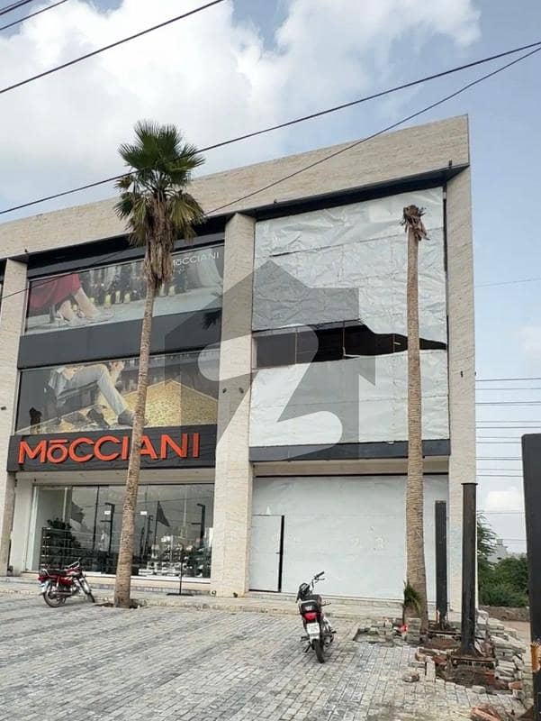 Plaza for rent on main pine avenue road Plaza for rent on main pine avenue road