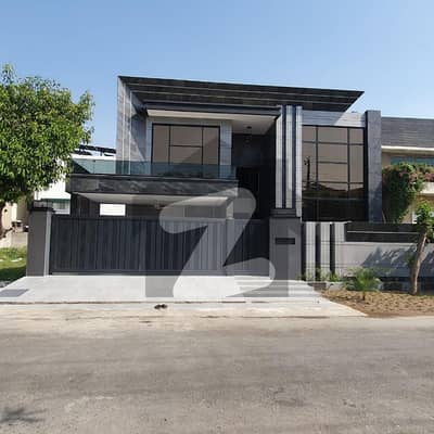 1 KANAL HOUSE FOR SALE IN NFC PHASE 1