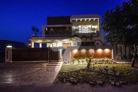 1 Kanal Elegant And Fully Maintained Super Hot Located Bungalow Is Available In The Best Block Of DHA Lahore.