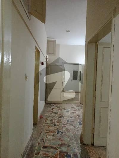2BED DD PORTION FOR RENT 120 SQUARE YARD GROUND FLOOR