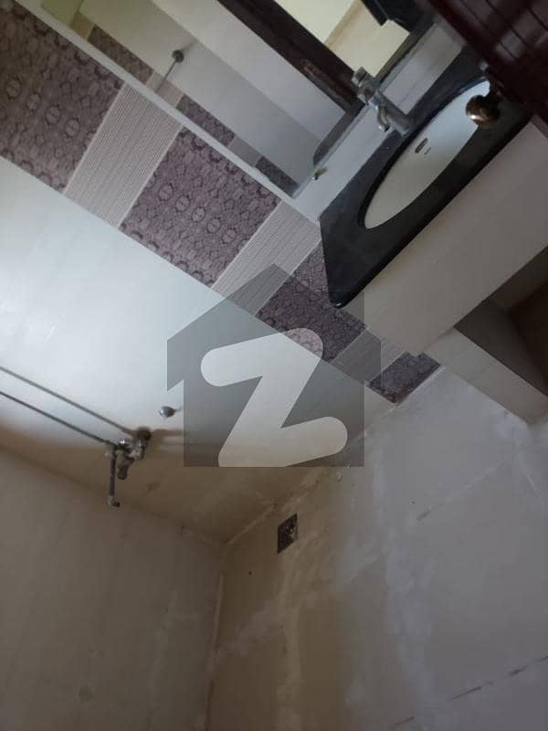 10 Marla Corner House For Sale 10 Marla Corner House For Sale