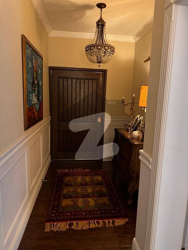 House For Sale In F-7/2 House For Sale In F-7/2
