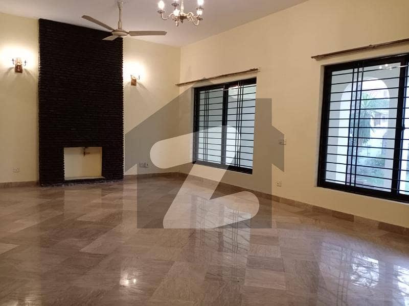 444 Sq. Yards Old Demolish-able House | Back Open | Prime Location 444 Sq. Yards Old Demolish-able House | Back Open | Prime Location