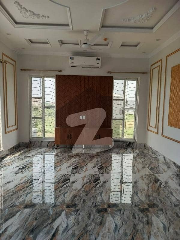 1 Kanal Modern House In DHA Phase 7