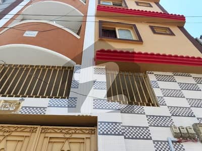 اختر کالونی جمشید ٹاؤن,کراچی میں 3 مرلہ مکان 3.2 کروڑ میں برائے فروخت۔