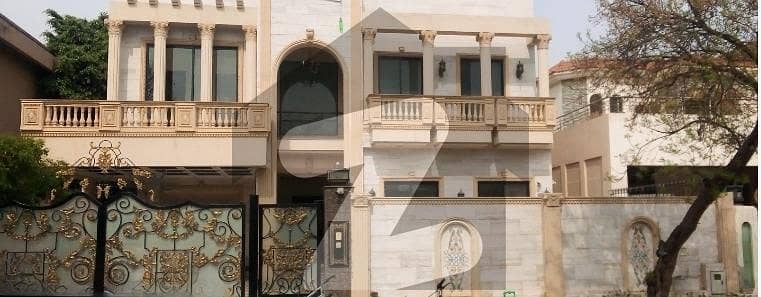 ڈی ایچ اے فیز 8 سابقہ پارک ویو ڈی ایچ اے فیز 8,ڈی ایچ اے ڈیفینس,لاہور میں 6 کمروں کا 1 کنال مکان 12.0 کروڑ میں برائے فروخت۔ ڈی ایچ اے فیز 8 سابقہ پارک ویو ڈی ایچ اے فیز 8,ڈی ایچ اے ڈیفینس,لاہور میں 6 کمروں کا 1 کنال مکان 12.0 کروڑ میں برائے فروخت۔