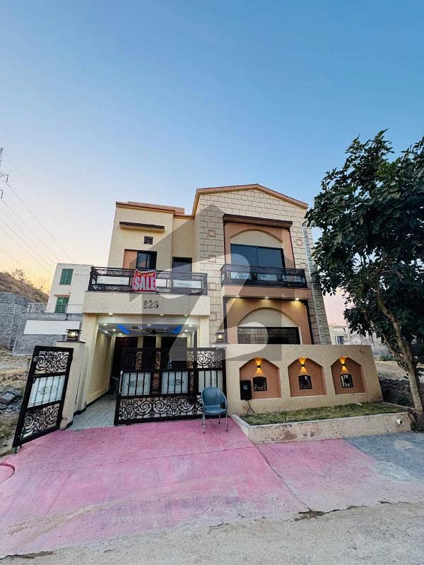HOUSE FOR SALE HOUSE FOR SALE