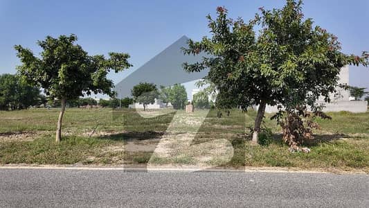 1-Kanal Plot In U Block DHA Phase-7 Golden Opportunity