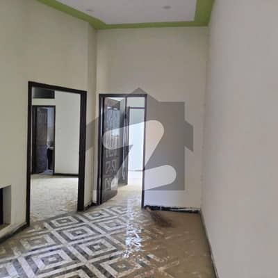 القمر گارڈن بہاولپور میں 1 کمرے کا 3 مرلہ مکان 43.0 لاکھ میں برائے فروخت۔
