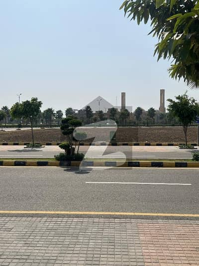Prime Location Property For sale In Royal Palm City Gujranwala Is Available Under Rs. 15000000 Prime Location Property For sale In Royal Palm City Gujranwala Is Available Under Rs. 15000000