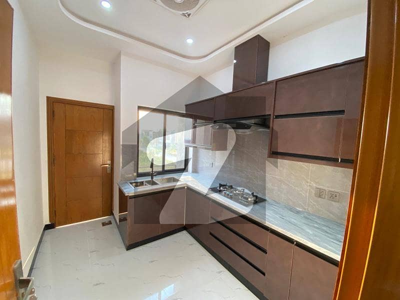 10 Marla House For Sale 10 Marla House For Sale