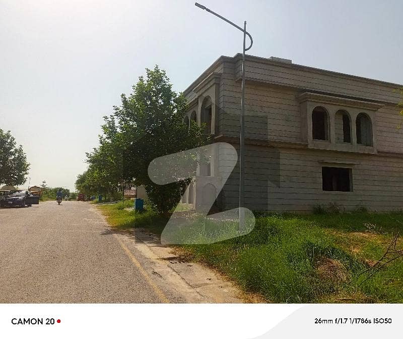 Ideal Location Sunface plot Ready Possession Chinab Block Ideal Location Sunface plot Ready Possession Chinab Block