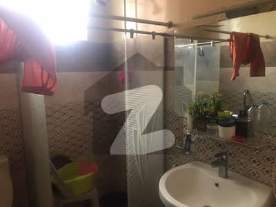 1 kanal double unit house for reasonable price