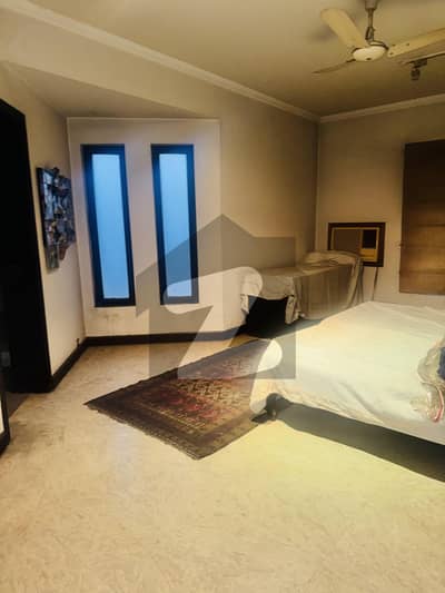 Commercial Space Office 9000 SQFT For Rent Gulberg