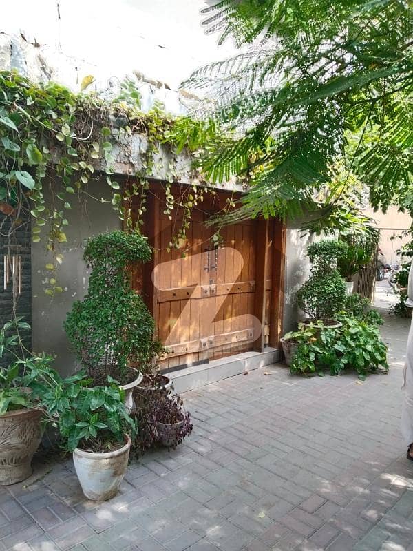 Clifton 300 Yards Bungalow For Rent Clifton 300 Yards Bungalow For Rent