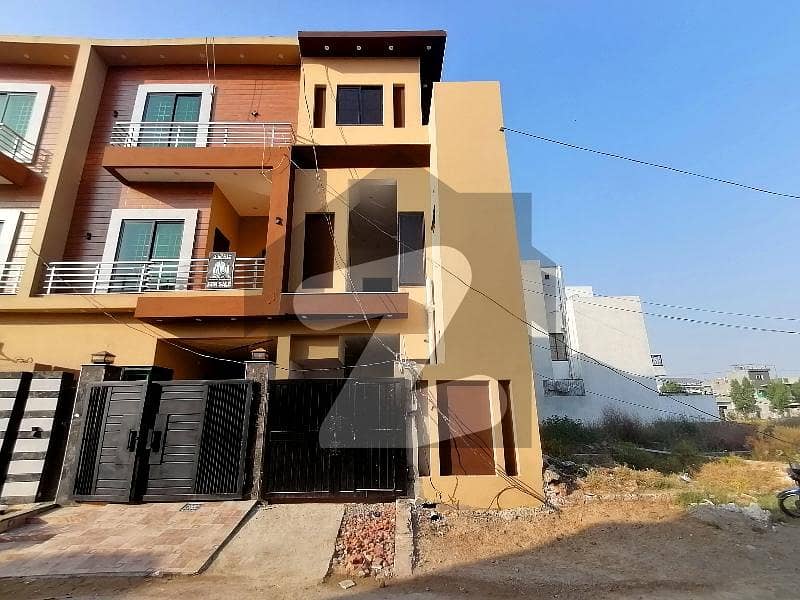 Prime Location House In Eden Residencia For sale Prime Location House In Eden Residencia For sale