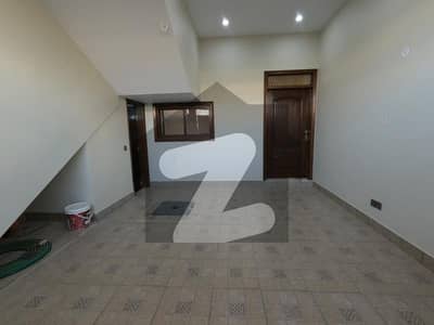 In Karachi You Can Find The Perfect Prime Location House For Sale