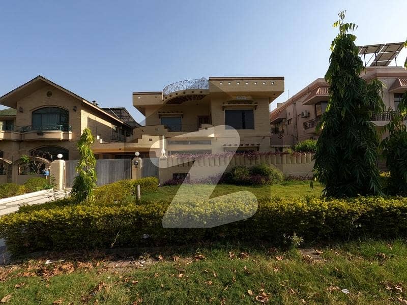 Beautiful Location House Very Reasonable Rent In F-11/4 Beautiful Location House Very Reasonable Rent In F-11/4
