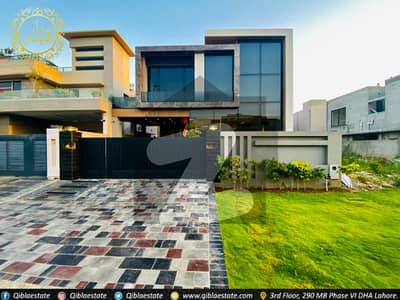 Stylish 10 Marla Bungalow Near Dolmen Mall Luxury Meets Convenience