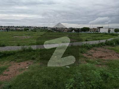 Prime Location Street 79, Proper Corner 40 X 80 Residential Plot Available For Sale In G-14 Islamabad