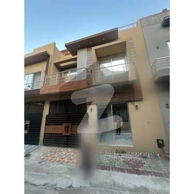 الکبیر فیز 2 - بلاک اے الکبیر ٹاؤن - فیز 2,الکبیر ٹاؤن,رائیونڈ روڈ,لاہور میں 3 کمروں کا 5 مرلہ مکان 1.85 کروڑ میں برائے فروخت۔ الکبیر فیز 2 - بلاک اے الکبیر ٹاؤن - فیز 2,الکبیر ٹاؤن,رائیونڈ روڈ,لاہور میں 3 کمروں کا 5 مرلہ مکان 1.85 کروڑ میں برائے فروخت۔