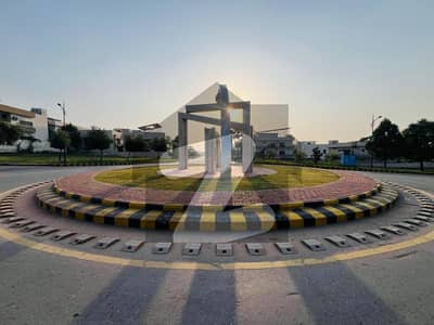 بحریہ انکلیو - سیکٹر سی بحریہ انکلیو,بحریہ ٹاؤن,اسلام آباد میں 1 کنال رہائشی پلاٹ 3.6 کروڑ میں برائے فروخت۔