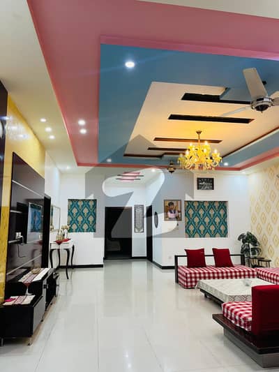 1 Kanal Triple Storey House On Best Location