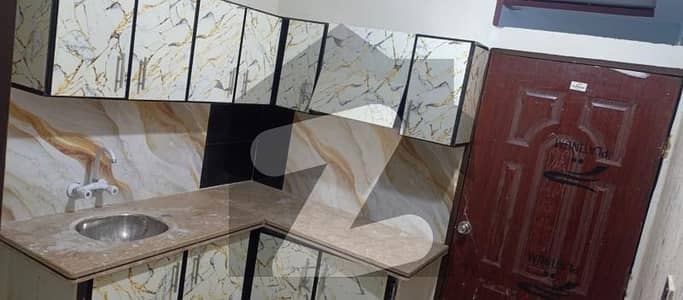 لیاقت آباد - بلاک 6 لیاقت آباد,کراچی میں 2 کمروں کا 3 مرلہ بالائی پورشن 28.0 لاکھ میں برائے فروخت۔ لیاقت آباد - بلاک 6 لیاقت آباد,کراچی میں 2 کمروں کا 3 مرلہ بالائی پورشن 28.0 لاکھ میں برائے فروخت۔