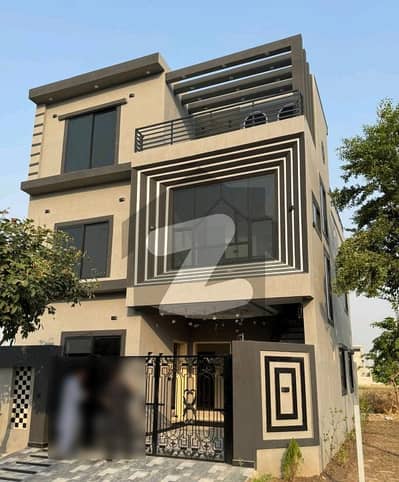 Corner House Sized 5 Marla Is Available For sale In Royal Palm City - Block H Corner House Sized 5 Marla Is Available For sale In Royal Palm City - Block H