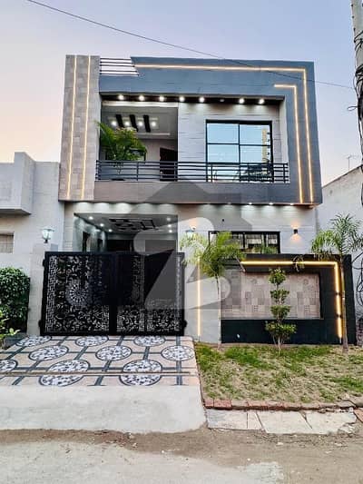 5 Marla Brand New LDA APPROVED House In Stunning Formanites Housing Scheme Is Available For sale