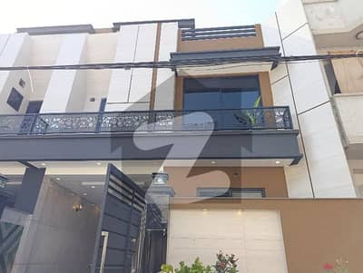 5 Marla Brand New Modern House For Sale In Johar Town Near Emporium Mall 5 Marla Brand New Modern House For Sale In Johar Town Near Emporium Mall