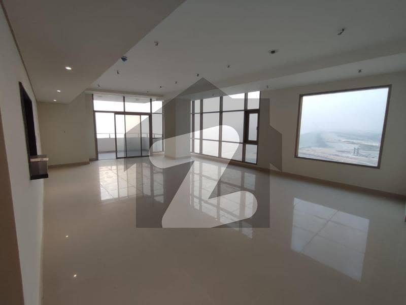 4-Beds Luxurious Apartment Available For Rent 4-Beds Luxurious Apartment Available For Rent