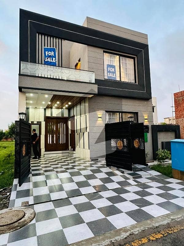 5 Marala Luxury A+ Construction 5 Marala Luxury A+ Construction