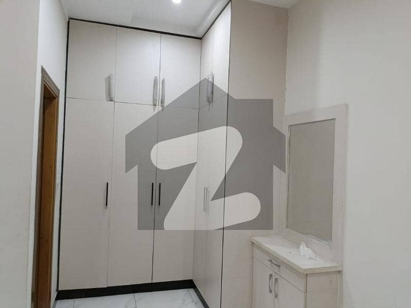 Like brand New flat Like brand New flat