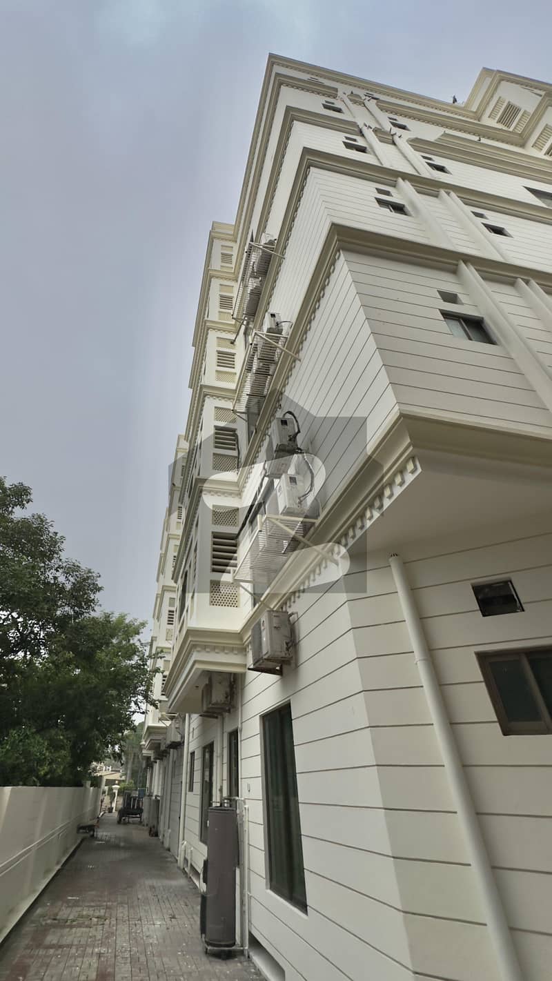 Complete Furnishd apartment