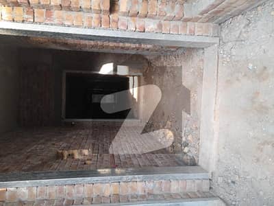 in Korang town 14marla gare structure 6bedroom with servant room sale dimnd 450 lac