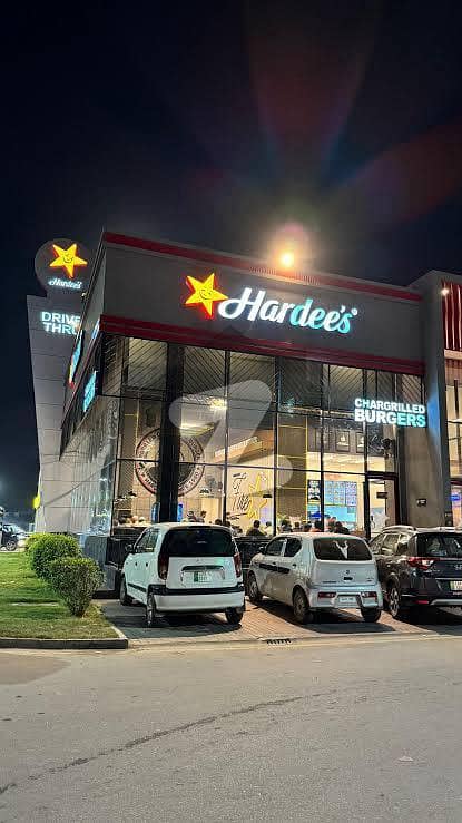 2.2 Marla On Investor Rate , Very Prime Location 2.2 Marla On Investor Rate , Very Prime Location