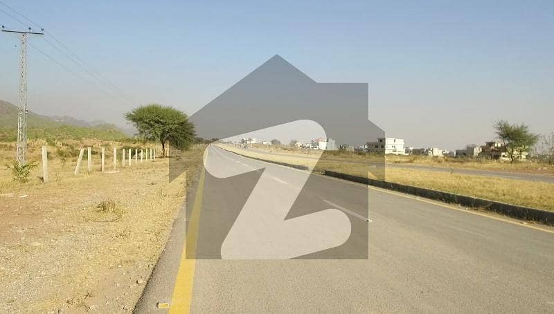 ڈی ۔ 12 اسلام آباد میں 1 کنال رہائشی پلاٹ 13.0 کروڑ میں برائے فروخت۔ ڈی ۔ 12 اسلام آباد میں 1 کنال رہائشی پلاٹ 13.0 کروڑ میں برائے فروخت۔