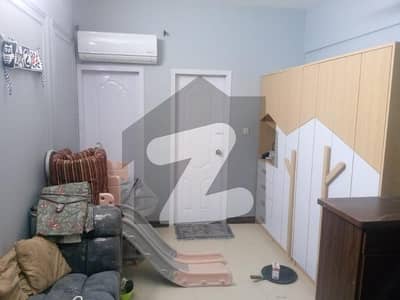 ڈی ایچ اے فیز 7 ڈی ایچ اے ڈیفینس,کراچی میں 2 کمروں کا 4 مرلہ فلیٹ 1.0 کروڑ میں برائے فروخت۔