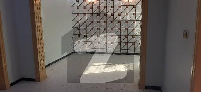 10 marla uper portion for rent in hayatabd phase 1