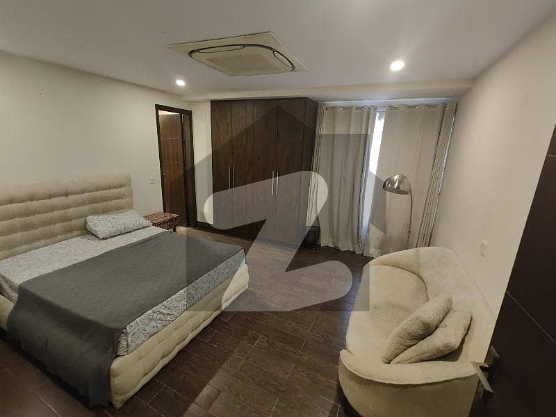 گلبرگ 3 گلبرگ,لاہور میں 3 کمروں کا 8 مرلہ فلیٹ 4.2 کروڑ میں برائے فروخت۔ گلبرگ 3 گلبرگ,لاہور میں 3 کمروں کا 8 مرلہ فلیٹ 4.2 کروڑ میں برائے فروخت۔