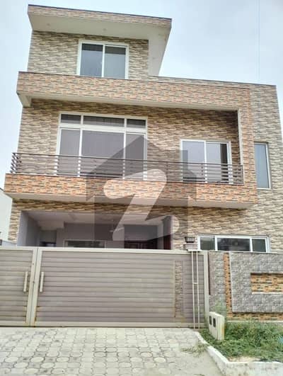 8 MARLA HOUSE FOR Rent B-17 Islamabad
