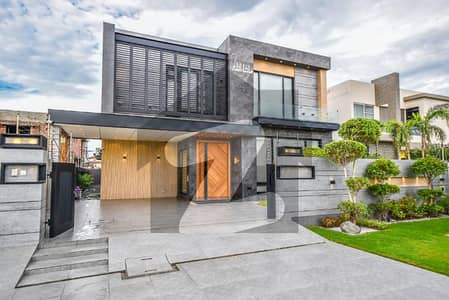 Spacious And Elegant 1 Kanal House For Sale In DHA Lahore Prime Location