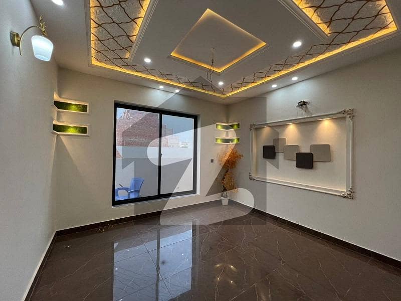 5 MARLA HOUSE AVAILABLE FOR SALE 5 MARLA HOUSE AVAILABLE FOR SALE