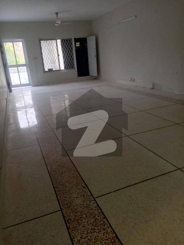 G-9 Upper Portion Available For Rent G-9 Upper Portion Available For Rent