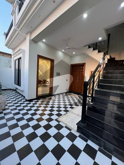 Brand New 2 Unit Corner Brand New 2 Unit Corner